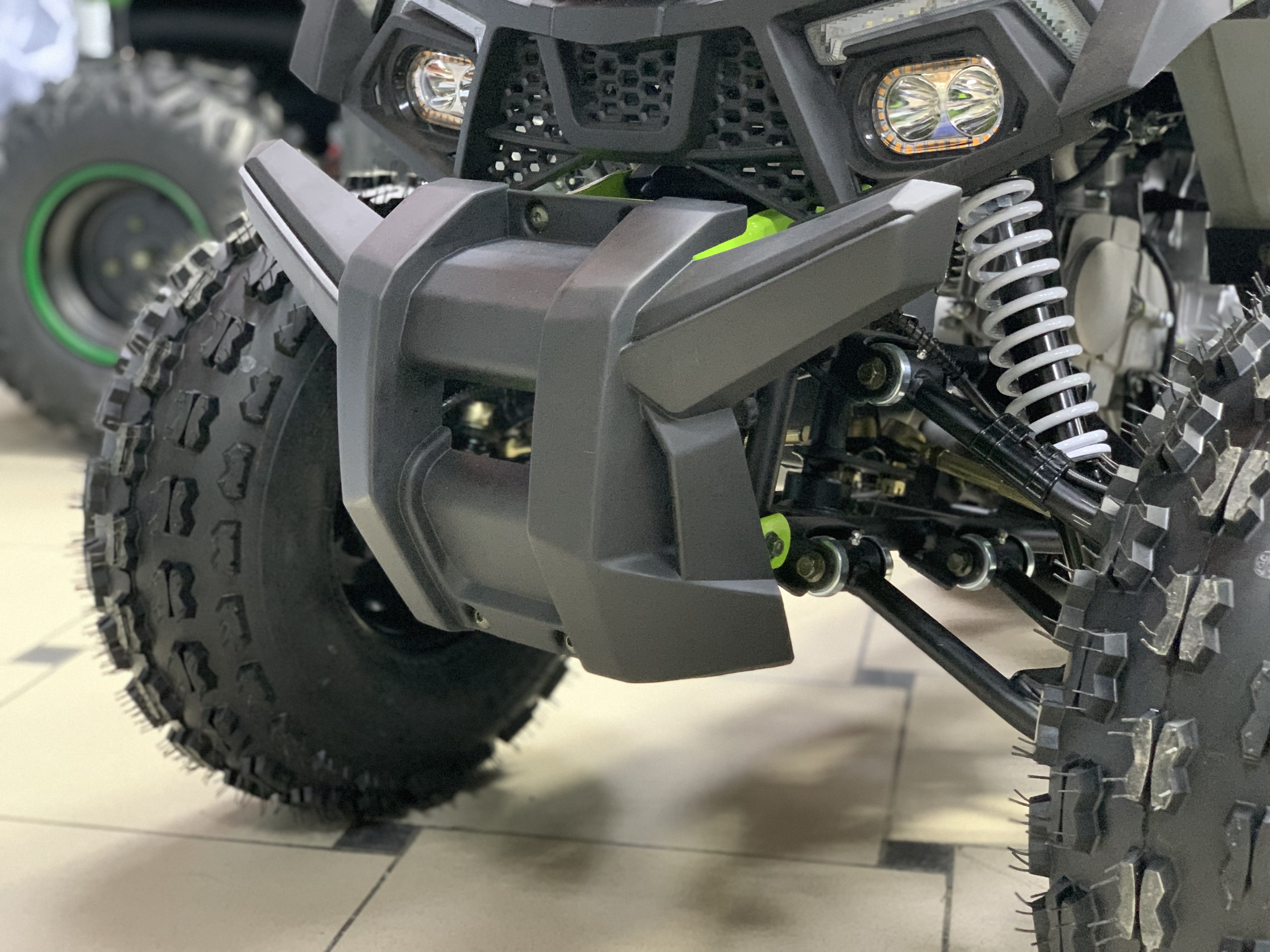 Квадроцикл детский Zuumav (Зуумав) SHARK 125 красный (машинокомплект)
